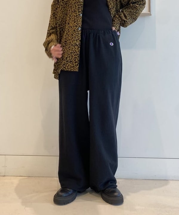 ayaさんの「BEAMS WOMEN｜アニマルプリント カットオフ オープンカラーシャツ」を使ったコーディネート