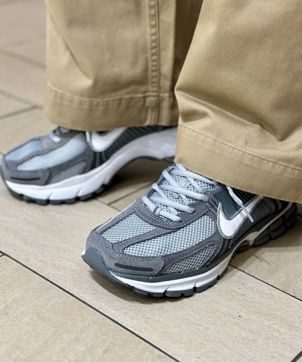 Kellyさんの「BEAMS WOMEN｜BEAMS PLUS / アメリカン オックスフォード ボタンダウン シャツ クラシックフィット」を使ったコーディネート