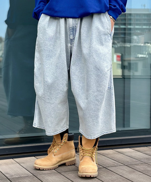 Kellyさんの「BEAMS WOMEN｜クウォーターレングス デニム ウェビングパンツ」を使ったコーディネート