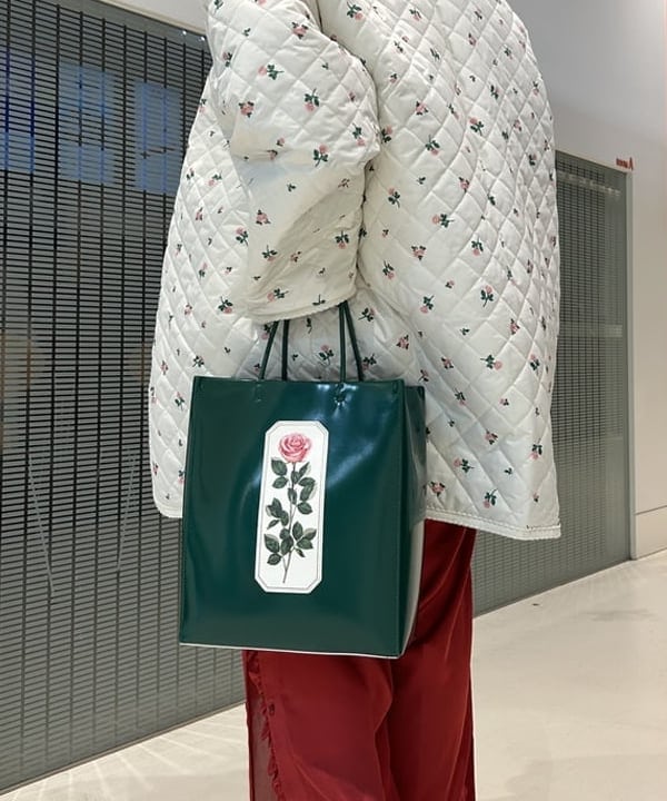 清水 彩乃さんの「BEAMS WOMEN｜ランダム パール ネックレス」を使ったコーディネート