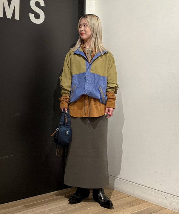 安藤 菜央さんの「BEAMS WOMEN｜GREGORY / 別注 VINTAGE HIP MATE NAVY」を使ったコーディネート