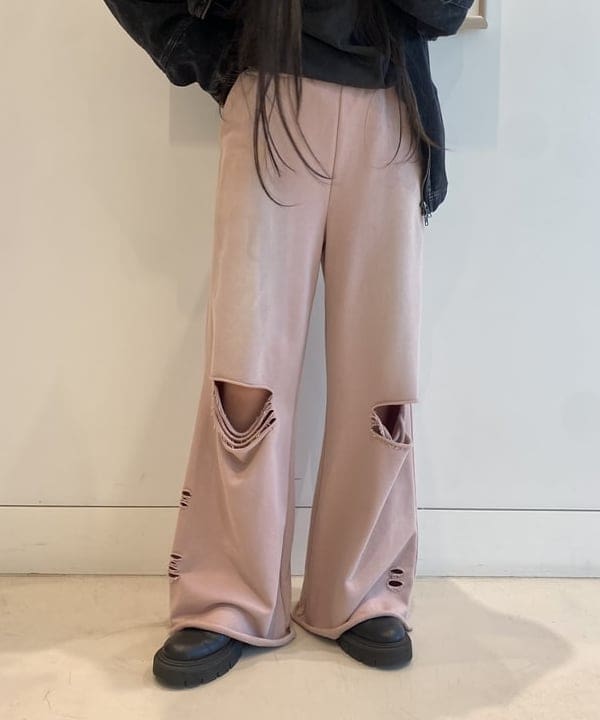 ayaさんの「BEAMS WOMEN｜フェード カレッジ Tシャツ」を使ったコーディネート