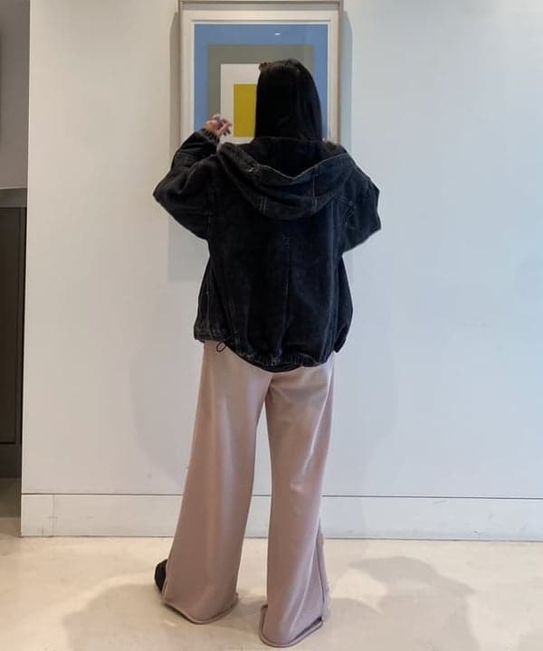 ayaさんの「BEAMS WOMEN｜フェード カレッジ Tシャツ」を使ったコーディネート