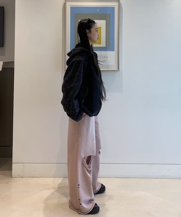 ayaさんの「BEAMS WOMEN｜フェード カレッジ Tシャツ」を使ったコーディネート