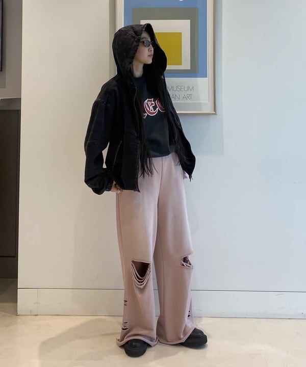 ayaさんの「BEAMS WOMEN｜フェード カレッジ Tシャツ」を使ったコーディネート