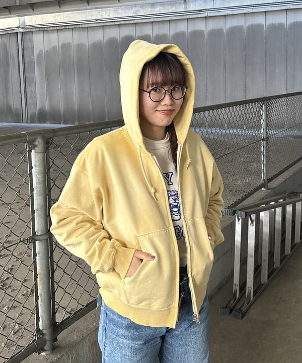 チナツさんの「BEAMS WOMEN｜GREGORY / 別注 VINTAGE HIP MATE NAVY」を使ったコーディネート