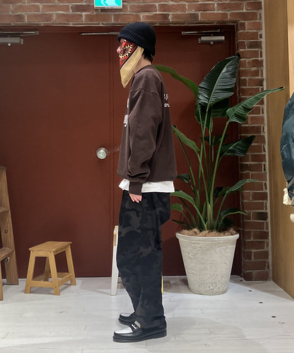 ハルさんの「BEAMS WOMEN｜GRAMICCI / 別注 カモ オーバーパンツ」を使ったコーディネート