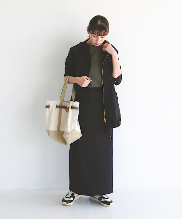 shibataさんの「BEAMS WOMEN｜TATRAS × Demi-Luxe BEAMS / 別注 CRIDORLA ナイロン フード ブルゾン」を使ったコーディネート