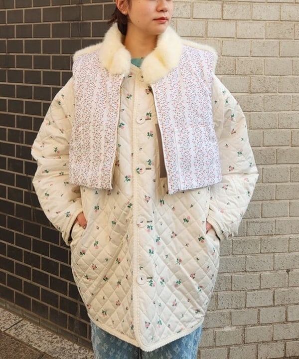 saori KATOさんの「BEAMS WOMEN｜ジャカード デニム パンツ」を使ったコーディネート