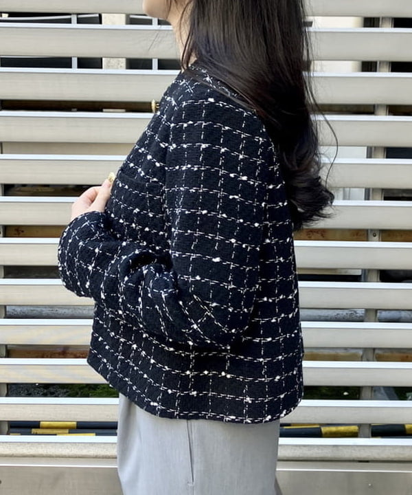 りえさんの「BEAMS WOMEN｜ツイード ノーカラー ジャケット」を使ったコーディネート