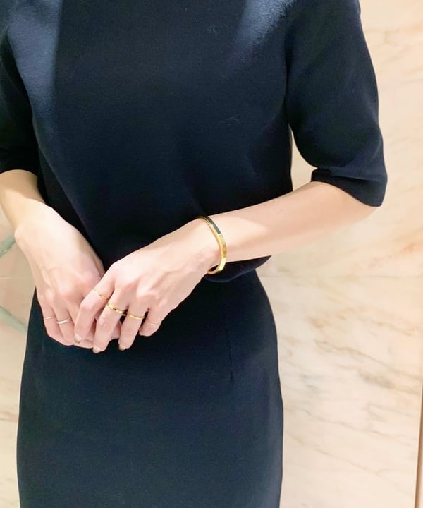 AONO SHIKAMAさんの「BEAMS WOMEN｜シンプル ボートネックニット .M」を使ったコーディネート