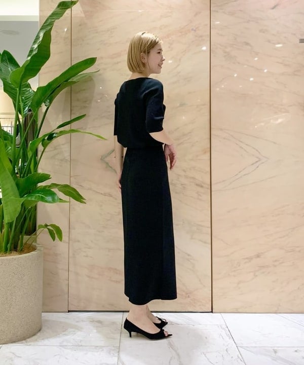 AONO SHIKAMAさんの「BEAMS WOMEN｜シンプル ボートネックニット .M」を使ったコーディネート