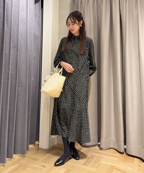 YUIさんの「BEAMS WOMEN｜フレアー ラグランスリーブ コート」を使ったコーディネート