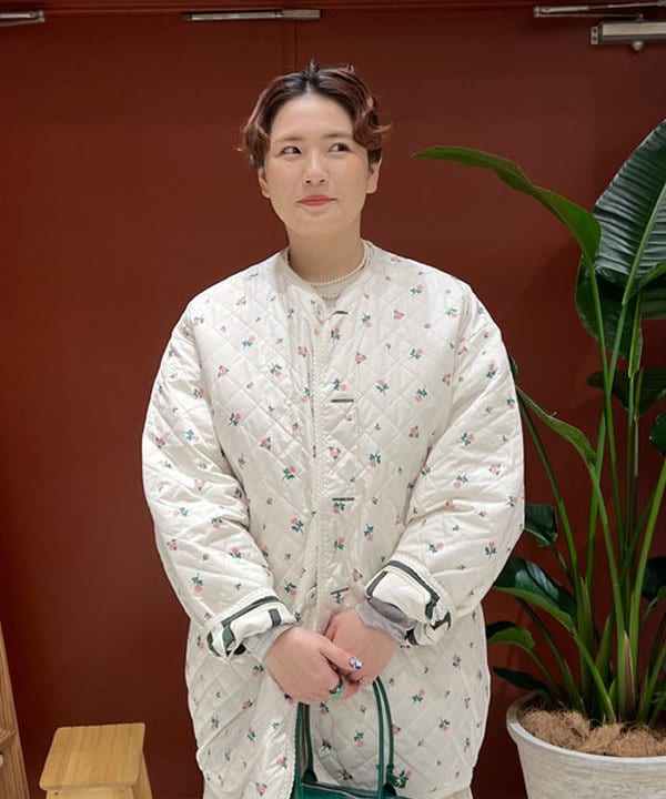 エノモト アミさんの「BEAMS WOMEN｜Ray BEAMS / チュール キリカエ ティアード スカート」を使ったコーディネート