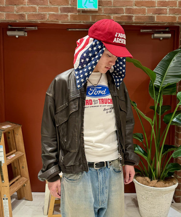 Ryohei Takataさんの「BEAMS WOMEN｜ユーズド加工 レザー ショートブルゾン」を使ったコーディネート