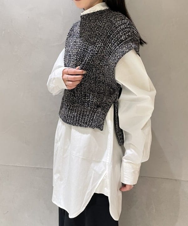 高木 菜央さんの「BEAMS WOMEN｜Demi-Luxe BEAMS / スムースレザー ローファー」を使ったコーディネート