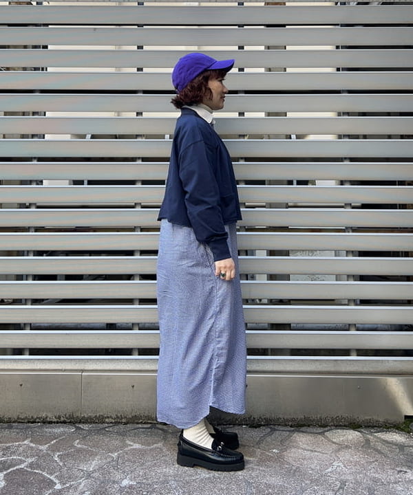 まつむさんの「BEAMS WOMEN｜カットオフ Vネック カーディガン」を使ったコーディネート