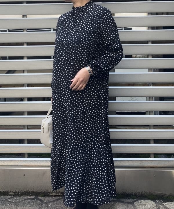 藤井 裕実子さんの「BEAMS WOMEN｜フレアー ラグランスリーブ コート」を使ったコーディネート