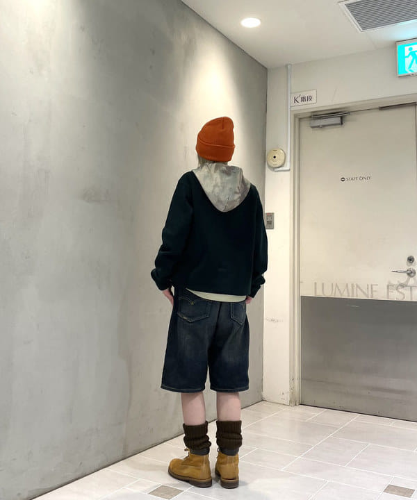 りりさんの「BEAMS WOMEN｜フェードカモ ジップアップ フーディ」を使ったコーディネート