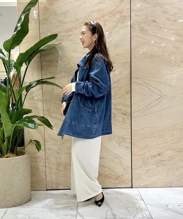 佐藤 美樹さんの「BEAMS WOMEN｜グログラン カラー ブラウス」を使ったコーディネート