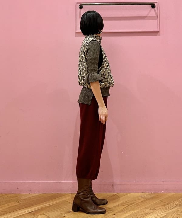 中村 ほのかさんの「BEAMS WOMEN｜ポリエステル ジャガード ベスト」を使ったコーディネート