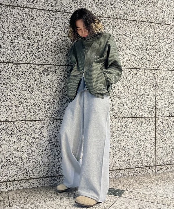 菊田 悠さんの「BEAMS WOMEN｜BIRKENSTOCK &times; BEAMS / 別注 Zurich BONE PATTERN」を使ったコーディネート