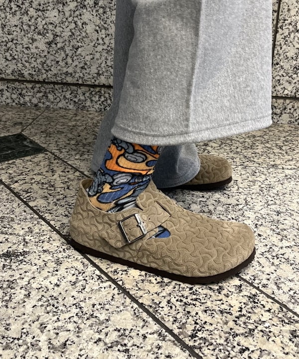 菊田 悠さんの「BEAMS WOMEN｜BIRKENSTOCK &times; BEAMS / 別注 Zurich BONE PATTERN」を使ったコーディネート