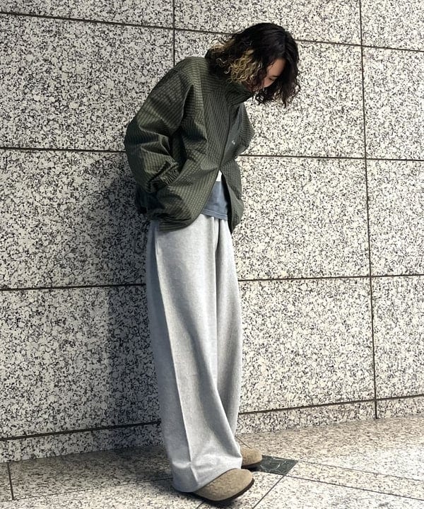 菊田 悠さんの「BEAMS WOMEN｜BIRKENSTOCK &times; BEAMS / 別注 Zurich BONE PATTERN」を使ったコーディネート