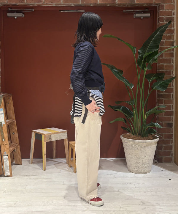 クロサワさんの「BEAMS WOMEN｜GREGORY / 別注 VINTAGE HIP MATE NAVY」を使ったコーディネート