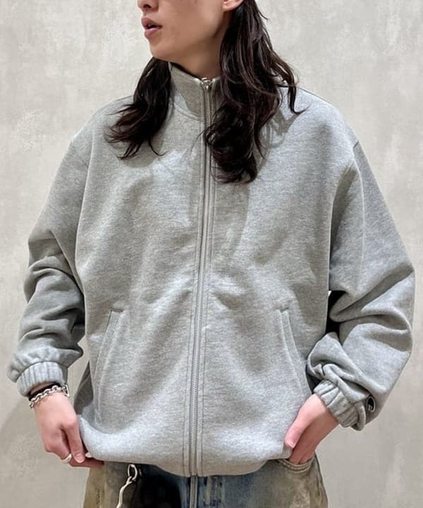 トラ吉さんの「BEAMS WOMEN｜【別注】LACOSTE / スタジアムジャンパー」を使ったコーディネート