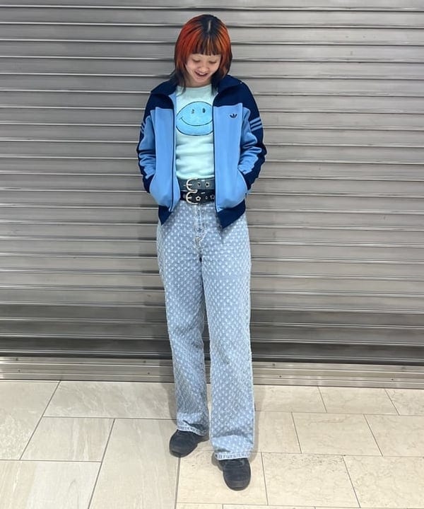 前田 優衣さんの「BEAMS WOMEN｜【別注】athletic wear MASON / スマイル ロングスリーブT」を使ったコーディネート