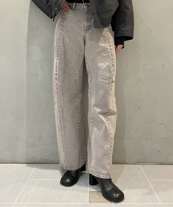 CHIHIROさんの「BEAMS WOMEN｜【別注】Barbour / Transport グログラン ジャケット」を使ったコーディネート
