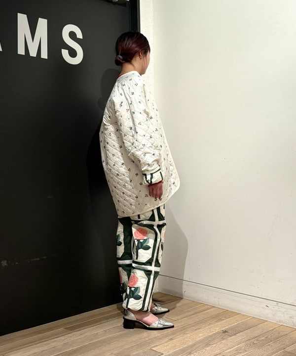 sakuraさんの「BEAMS WOMEN｜ストレッチレース クルーネック Tシャツ」を使ったコーディネート