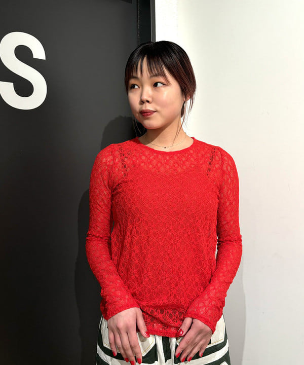 sakuraさんの「BEAMS WOMEN｜ストレッチレース クルーネック Tシャツ」を使ったコーディネート