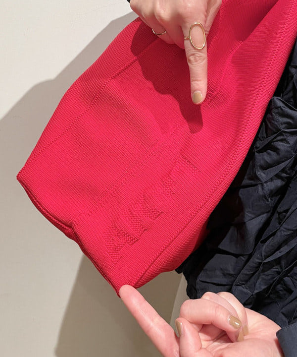 IZUMI MAYUMIさんの「BEAMS WOMEN｜【別注】ne Quittez pas / コットンポプリン ウエーブタック ブラウス」を使ったコーディネート