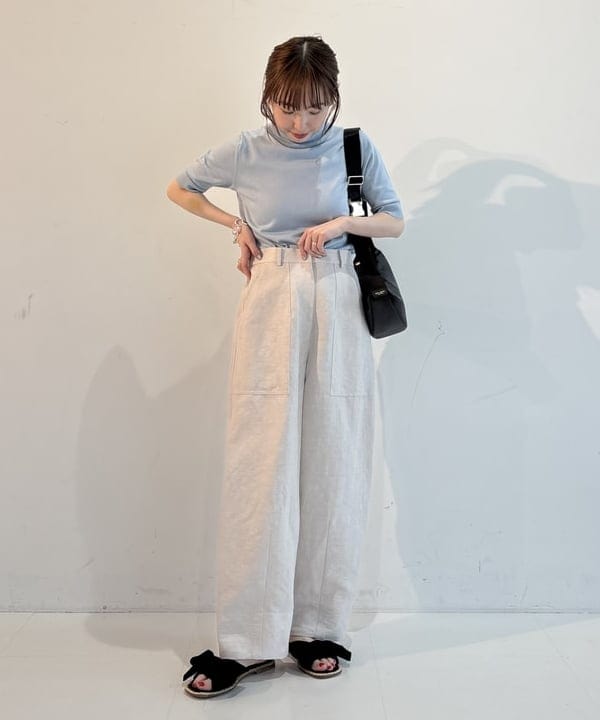 makita mikaさんの「BEAMS WOMEN｜VIOLAd’ORO / ナイロン ボディーバッグ」を使ったコーディネート