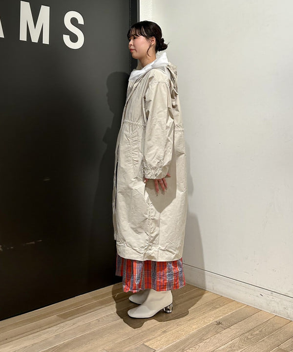 早川 萌子さんの「BEAMS WOMEN｜THE NORTH FACE / ロールパック ジャーニーズ コート」を使ったコーディネート