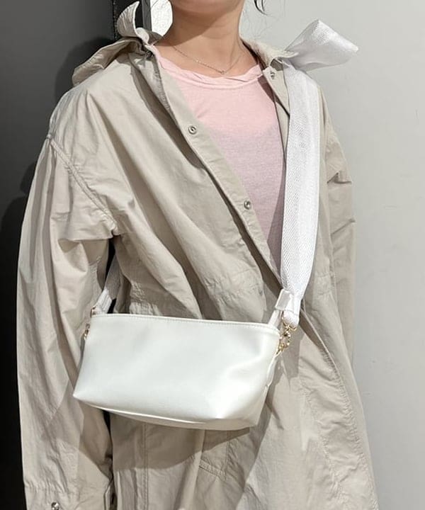 早川 萌子さんの「BEAMS WOMEN｜THE NORTH FACE / ロールパック ジャーニーズ コート」を使ったコーディネート