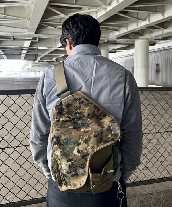 川崎 駿希さんの「BEAMS WOMEN｜撥水 ライトウェイト フーデッド ベスト」を使ったコーディネート