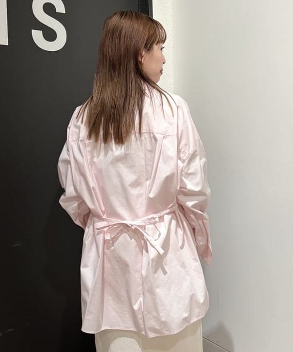 makita mikaさんの「BEAMS WOMEN｜AK+1 / ドルマンスリーブ風 トレンチコート」を使ったコーディネート