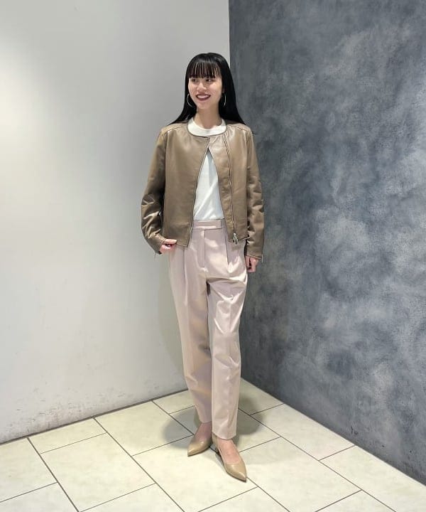 高木 菜央さんの「BEAMS WOMEN｜オケージョン パンプス」を使ったコーディネート