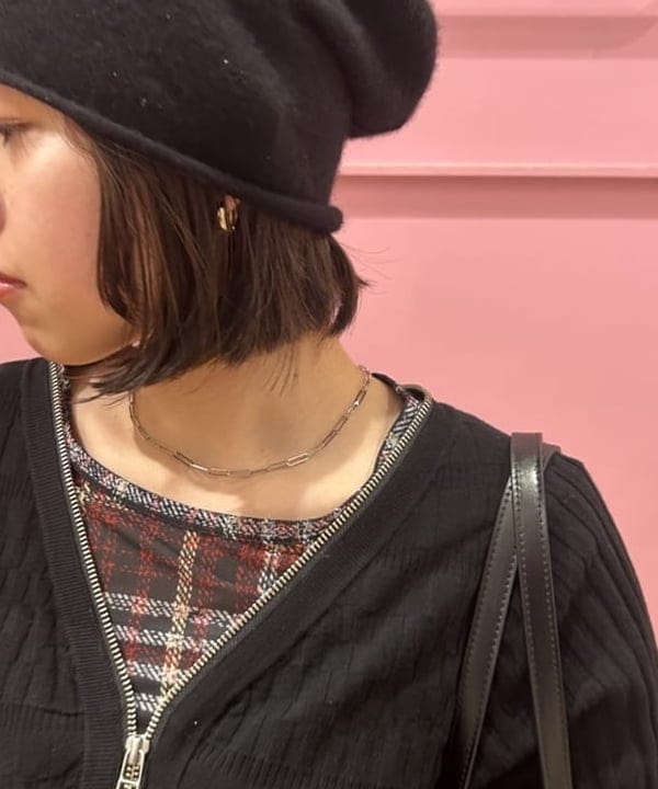 リズさんの「BEAMS WOMEN｜Ray BEAMS / ペーパー クリップ チェーン ネックレス」を使ったコーディネート
