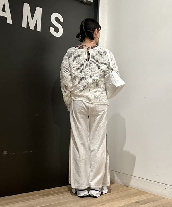 早川 萌子さんの「BEAMS WOMEN｜メッシュ テープ シシュウ トップス」を使ったコーディネート