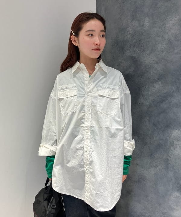 モモさんの「BEAMS WOMEN｜タイプライター USN ビッグシャツ」を使ったコーディネート