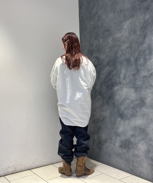 モモさんの「BEAMS WOMEN｜タイプライター USN ビッグシャツ」を使ったコーディネート