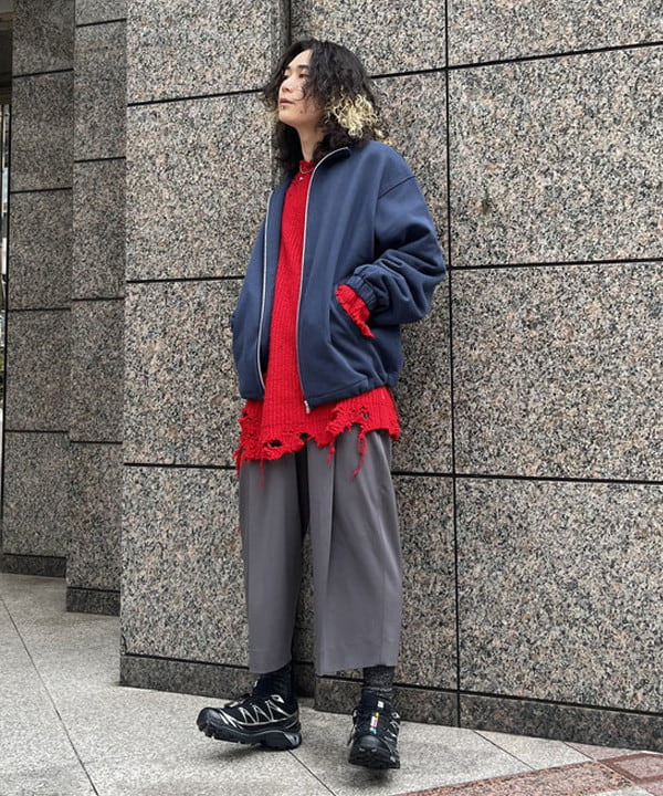 菊田 悠さんの「BEAMS WOMEN｜【別注】Champion / ジップ ジャケット」を使ったコーディネート