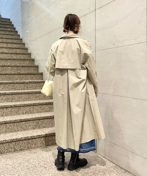 田中 里実さんの「BEAMS WOMEN｜【別注】FRED PERRY / KNITTED CARDIGAN」を使ったコーディネート