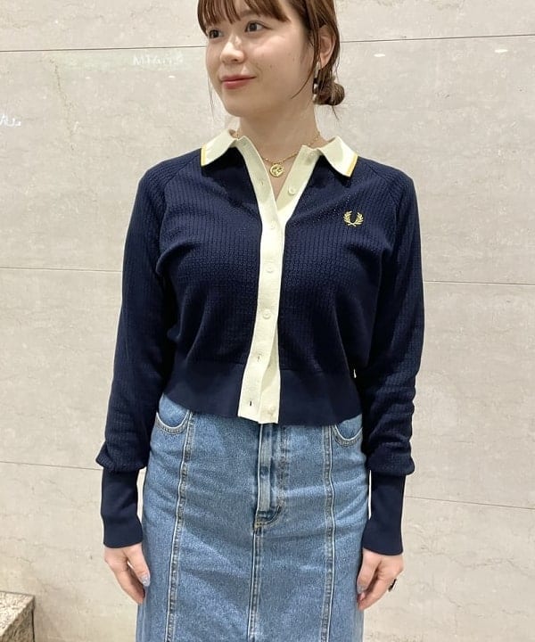 田中 里実さんの「BEAMS WOMEN｜【別注】FRED PERRY / KNITTED CARDIGAN」を使ったコーディネート