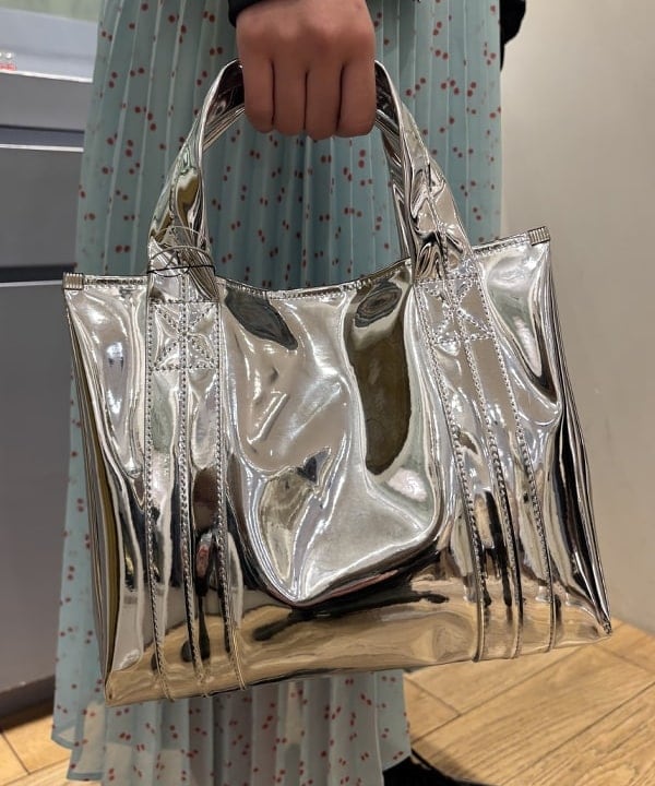 山本 里南さんの「BEAMS WOMEN｜」を使ったコーディネート