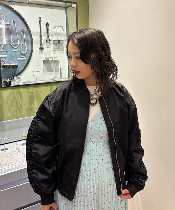 山本 里南さんの「BEAMS WOMEN｜」を使ったコーディネート